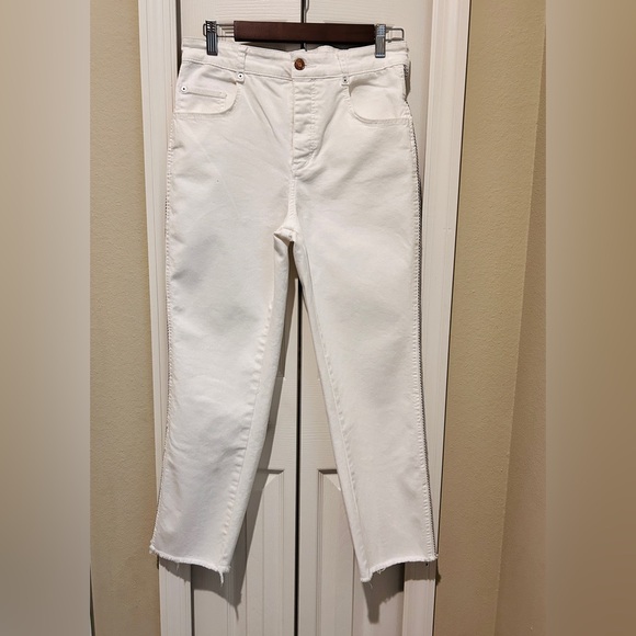 Size 28 — Pilcro & The Letterpress by Anthropologie White High-Rise Jeans - Picture 6 of 14